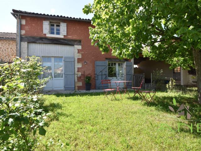 Maison vente à Saint-Adjutory, Charente