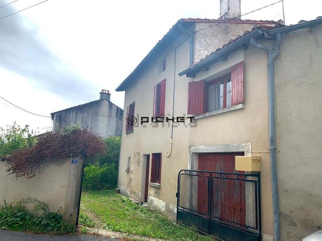 Maison vente à Le Baluteau, Saint-Amant-de-Boixe