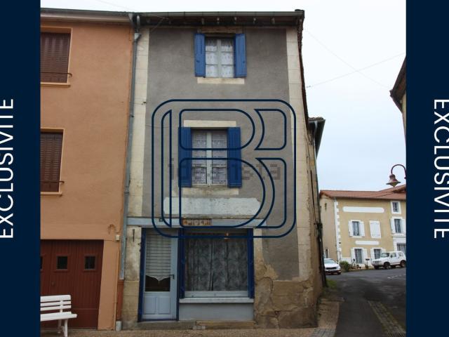 Maison vente à Le Buisson, Saint-Amant-Roche-Savine