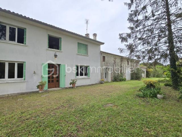 Maison vente à Saintes, Saint-andré-de-lidon