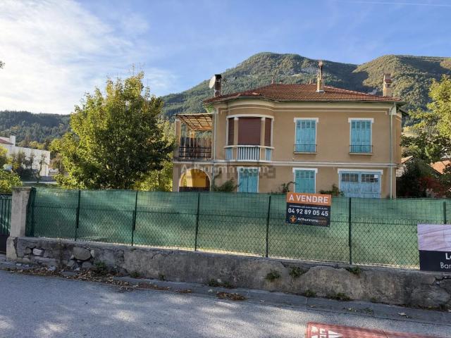 Maison vente à Les Souquets, Saint-André-les-Alpes