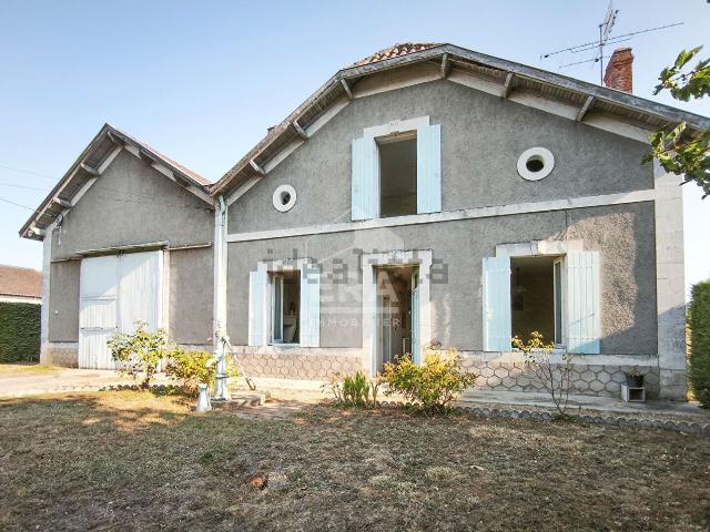 Maison vente à ZAE Les Quatre Ormeaux, Saint-Antoine-de-Breuilh