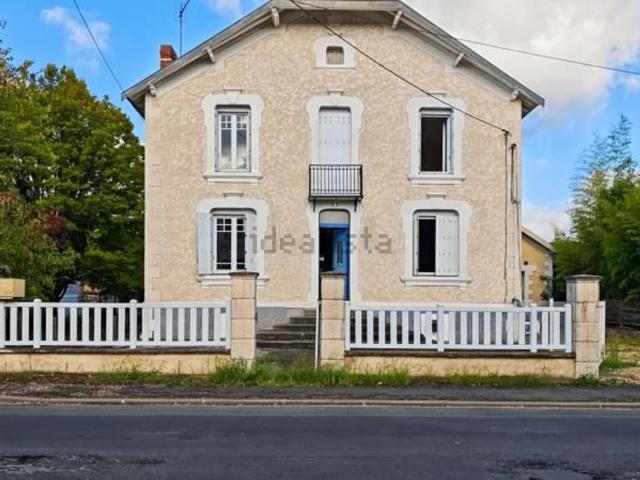 Maison location à Saint-Astier, Dordogne