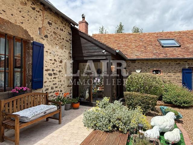 Maison vente à Chapeaux, Saint-Aubin-de-Locquenay