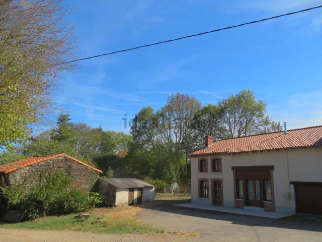 Maison vente à Mézières-sur-Issoire, Saint-Bonnet-de-Bellac