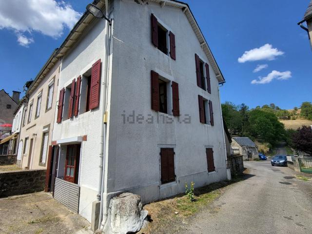 Maison vente à Regheat, Saint-Bonnet-de-Condat