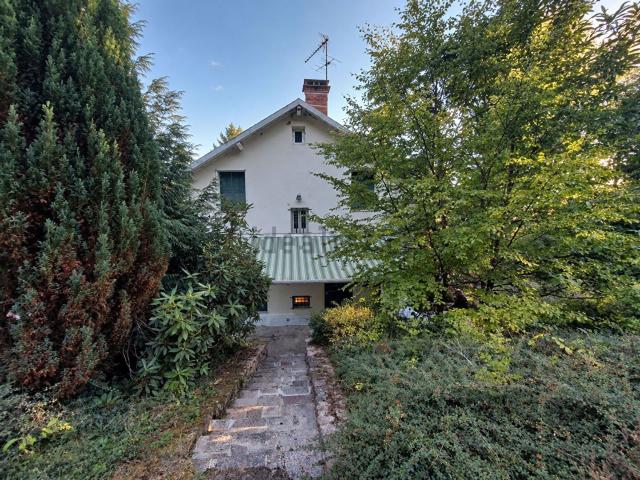 Maison vente à Les Biefs, Saint-Bonnet-des-Quarts