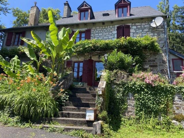 Maison vente à Saint-Bonnet-la-Rivière, Corrèze
