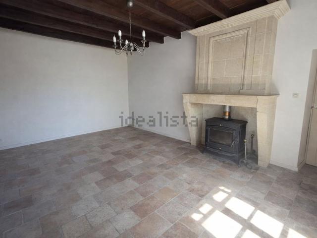 Maison vente à Saint-Christoly-de-Blaye, Gironde
