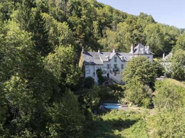 Maison vente à Saint-Cirgues-de-Jordanne, Cantal