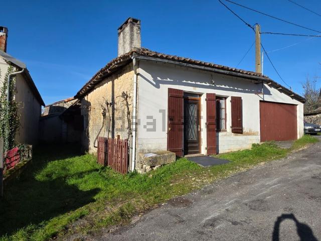 Maison vente à Chalais, Saint-Claud