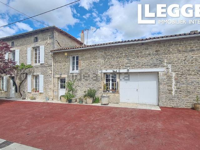 Maison vente à Le Bourg, Saint-Coutant