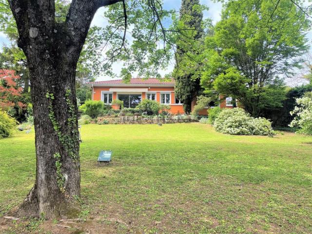 Maison location à Saint-Cyr-au-Mont-d'Or, Rhône