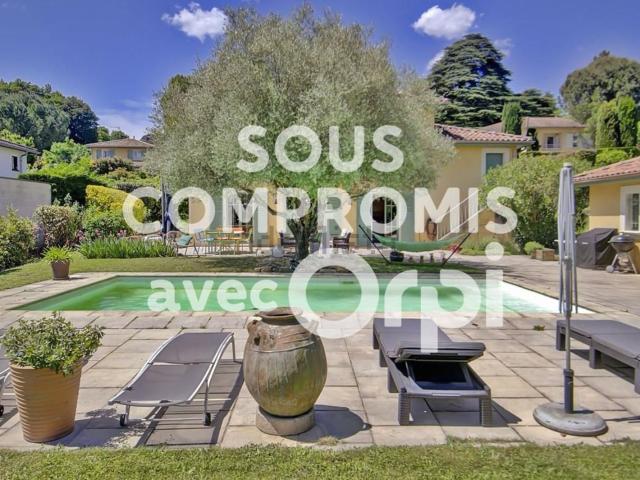 Maison vente à Saint-Cyr-au-Mont-d'Or, Rhône