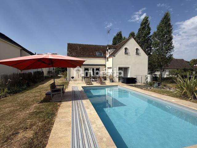 Maison vente à Zone Industrielle de la Saussaye, Saint-Cyr-en-Val