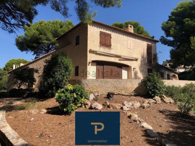 Maison vente à La Banette, Saint-Cyr-sur-Mer