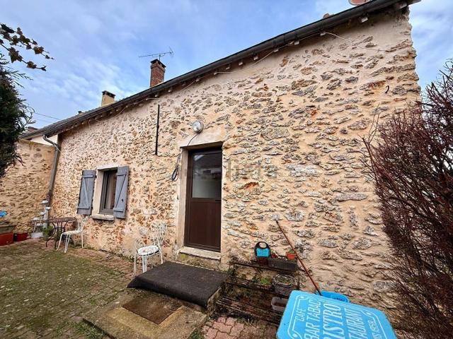 Maison vente à hameau de Vorpillière, Saint-Cyr-sur-Morin