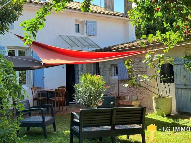 Maison vente à Les Traversis, Saint-Dizant-du-Gua