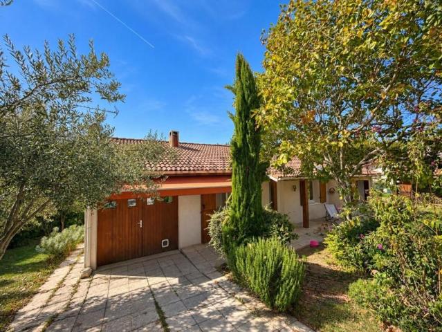 Maison location à Saint-Donat-sur-l'Herbasse, Drôme