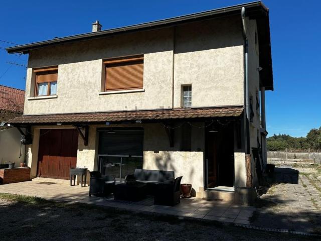 Maison vente à Les Grandes Mangettes, Saint-Étienne-du-Bois