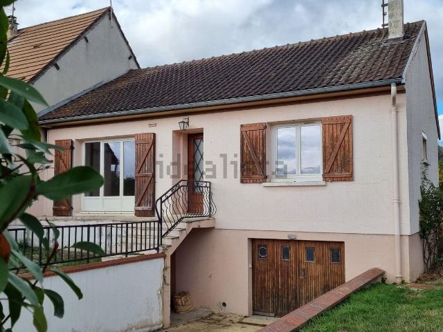 Maison vente à Avrolles, Saint-Florentin