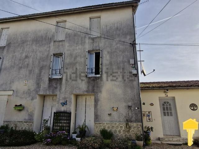 Maison vente à Les Moulins, Saint-Fort-sur-Gironde