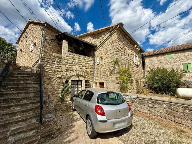 Maison vente à Le Cros, Saint-Genest-de-Beauzon