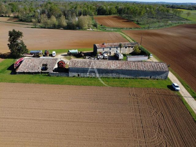 Maison vente à Mosnac, Charente-Maritime
