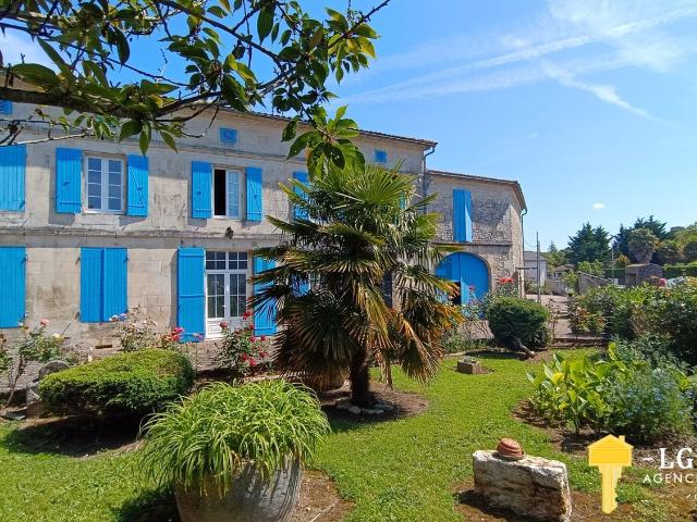 Maison vente à Le Bourg, Saint-Genis-de-Saintonge