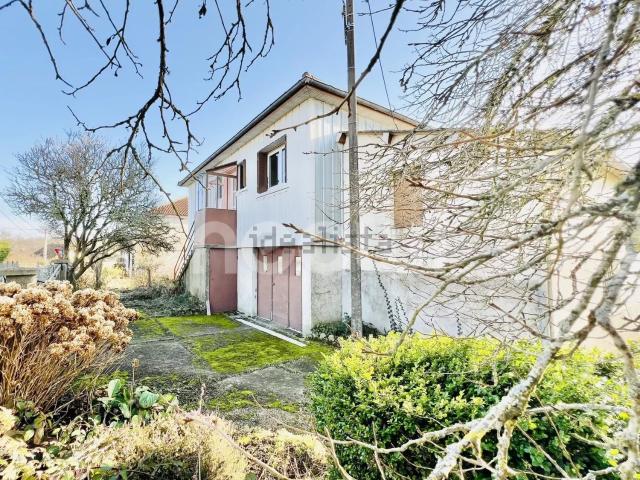 Maison vente à La Feuillade, Saint-Georges-de-Mons