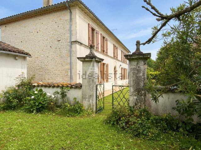 Maison vente à Aux Ronces, Saint-Georges-des-Agoûts