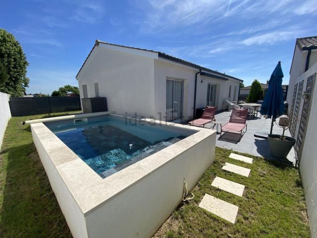 Maison location à Saint-Germain-du-Puch, Gironde