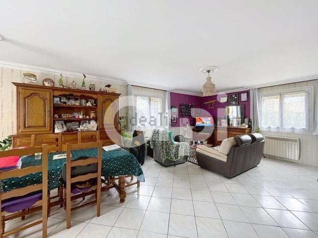 Maison vente à La Pièce de Saint-Pierre, Saint-Germain-Laval