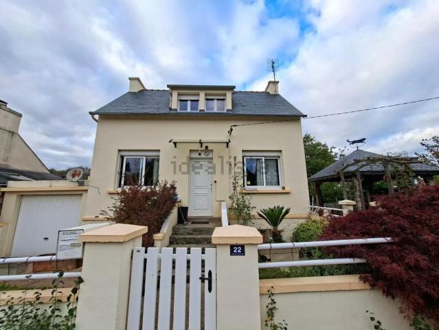 Maison location à Saint-Hernin, Finistère