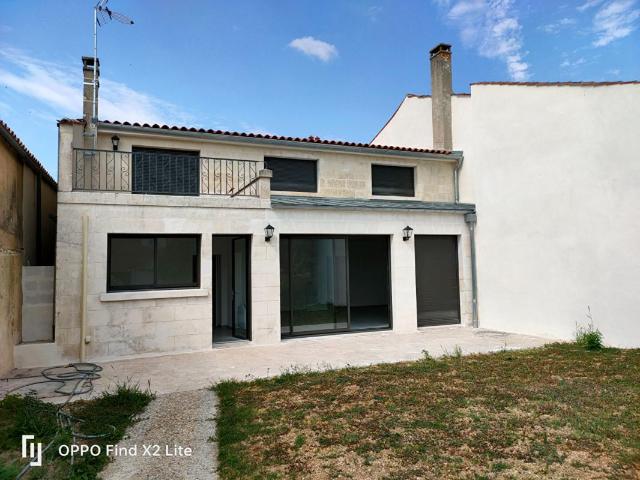 Maison vente à Saint-Jean-d'Angély, Saint-hilaire-de-villefranche