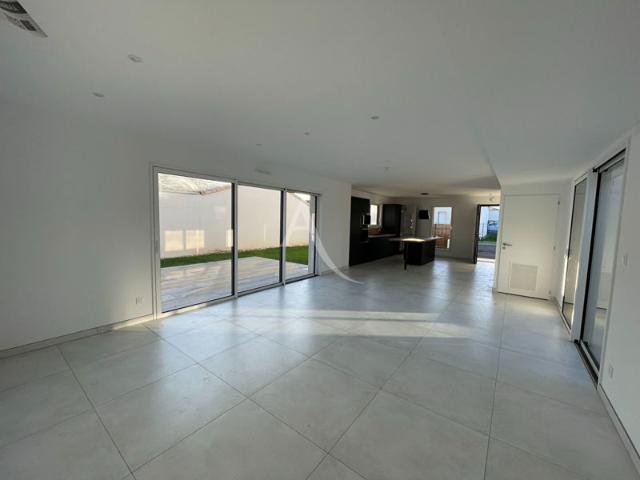 Maison vente à Les Sables-d'Olonne, Saint-hilaire-la-forêt