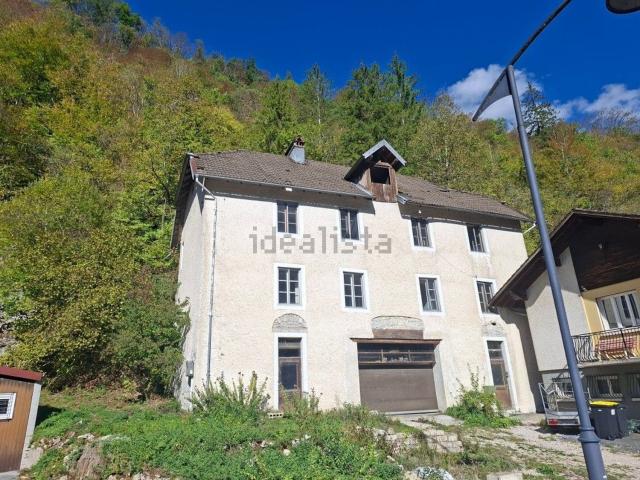 Maison vente à Saint-Hippolyte, Doubs