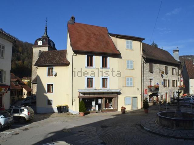 Maison vente à Saint-Hippolyte, Doubs