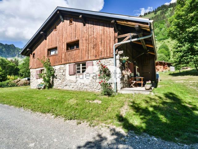 Maison vente à Plan du Milieu, Saint-Jean-d'Aulps