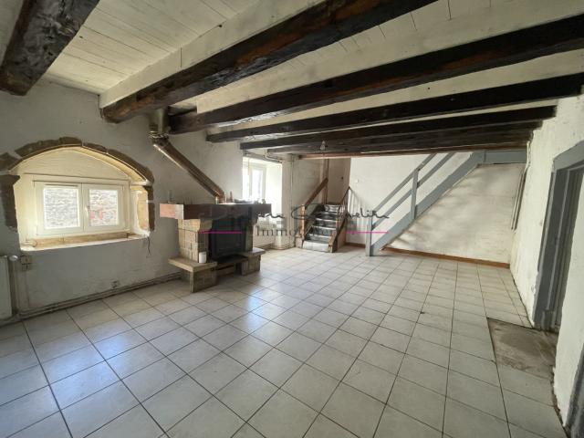 Maison vente à Le Roty, Saint-Jean-la-Bussière