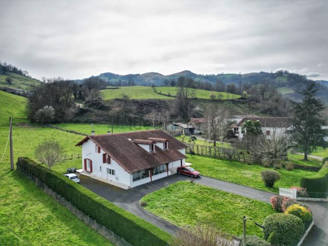 Maison vente à Nafarroa Beherea, Saint-Jean-Pied-de-Port
