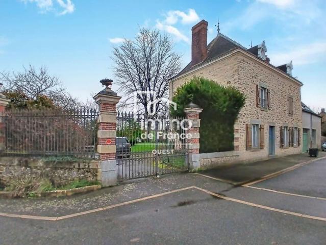 Maison vente à Les Ports, Saint-Jean-sur-Mayenne