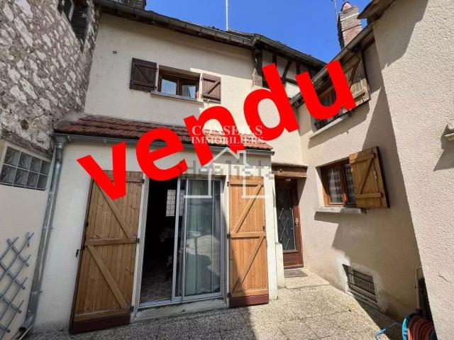 Maison vente à Vauguillain, Saint-Julien-du-Sault