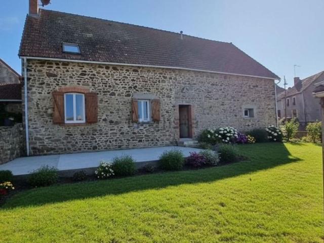 Maison vente à Les Fontaines, Saint-Julien-la-Genête