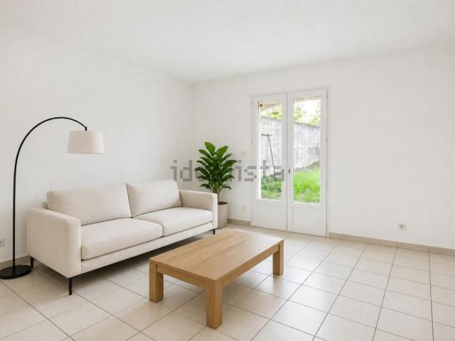 Maison vente à Carreynau, Saint-Julien-les-Rosiers