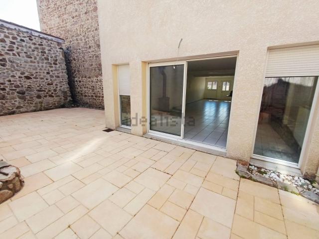 Maison location à Les Sagnes, Saint-Just-Malmont