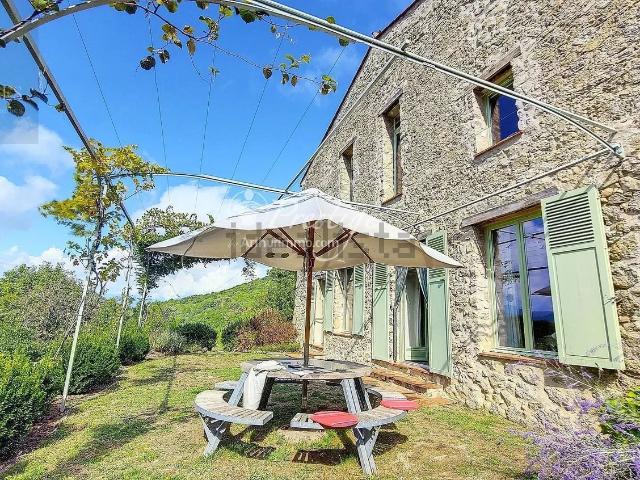 Maison vente à Baynat de la Font, Saint-Laurent-de-Cerdans