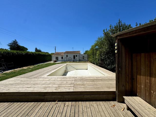 Maison vente à Saint-Laurent-la-Vernède, Gard
