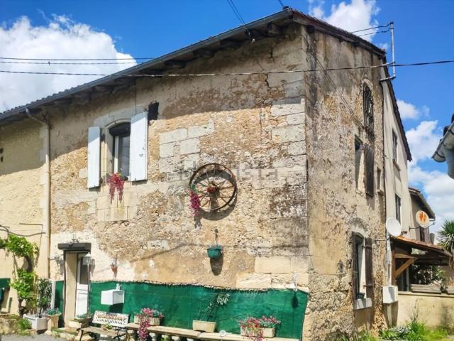 Maison vente à Saint-Léon-sur-l'Isle, Dordogne