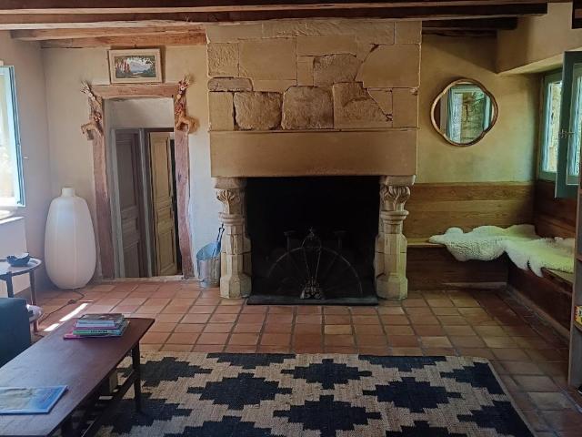 Maison vente à Saint-Léon-sur-Vézère, Dordogne